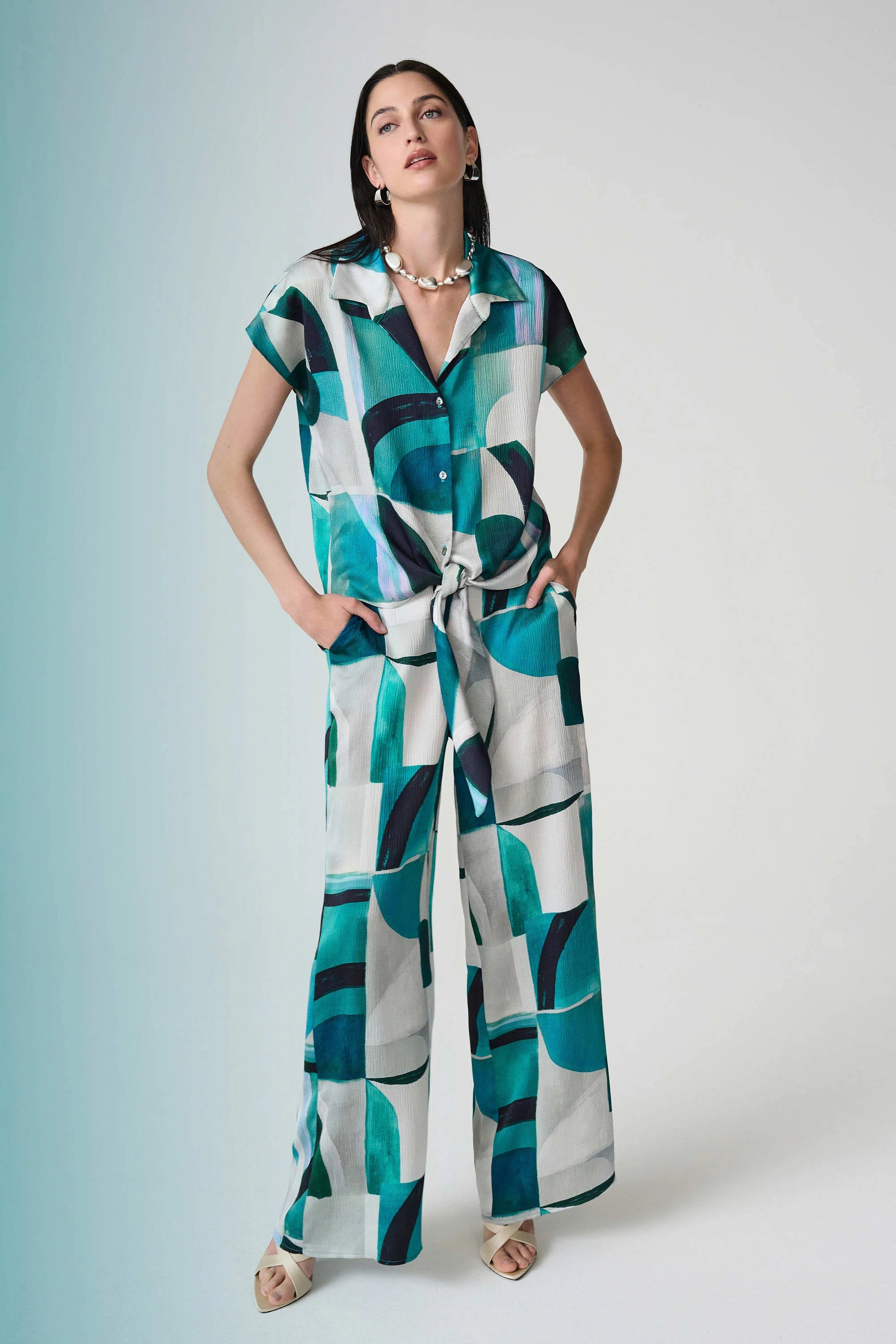 Textured Satin Geometric Print Wide Leg Pull-On Pants