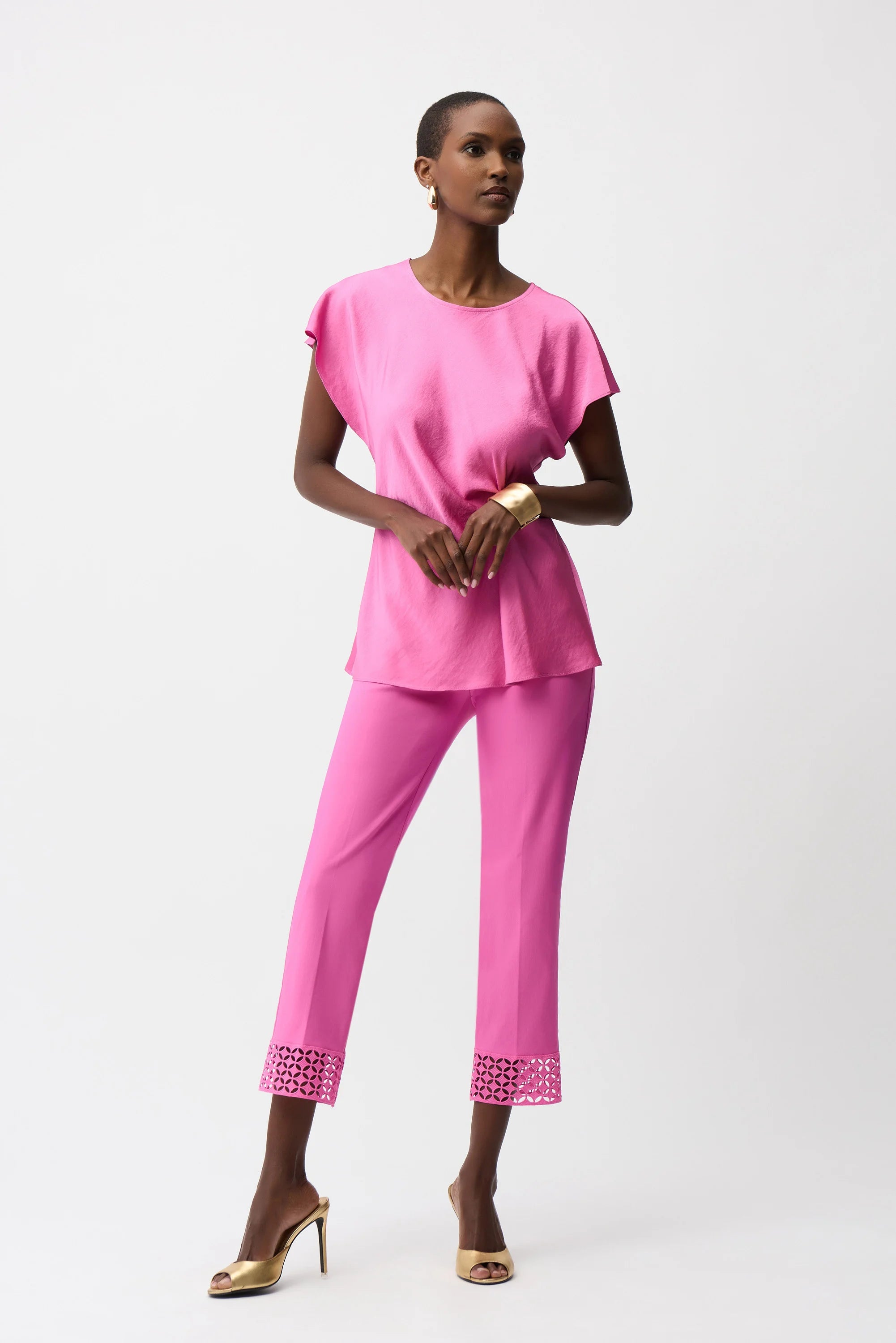Guipure Hem Contour Pants