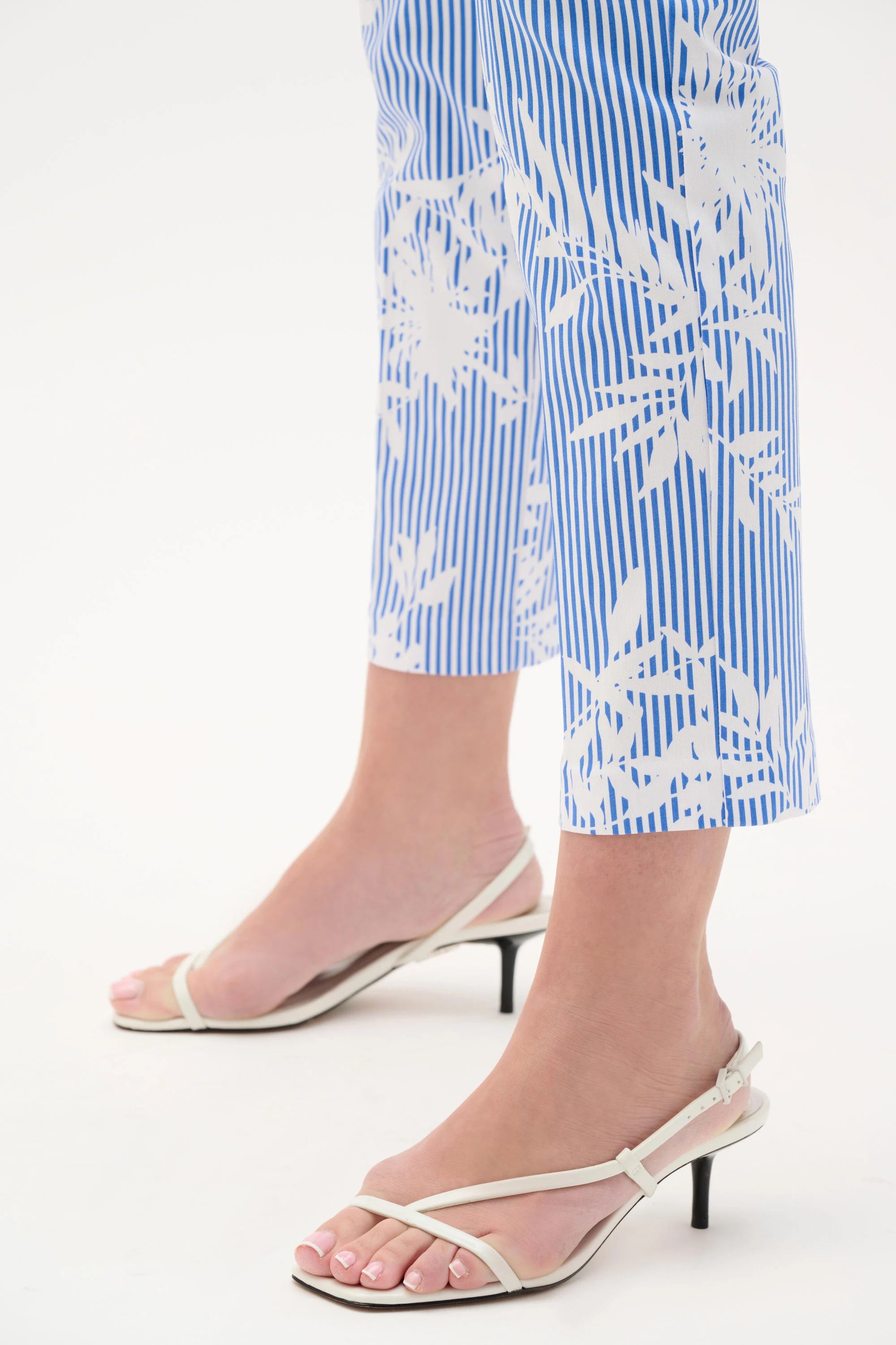 Print Contour Waist Pants