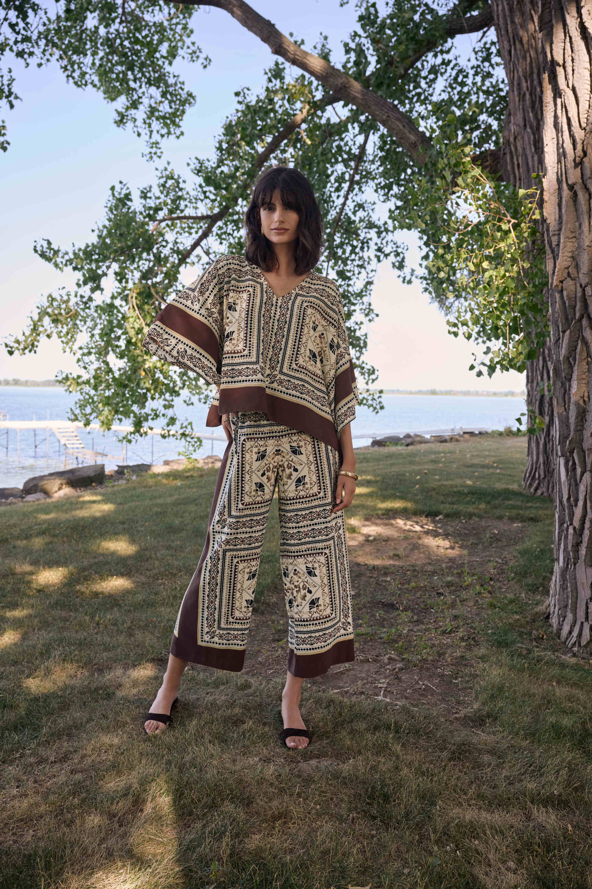 Scarf Print Wide-Leg Pants