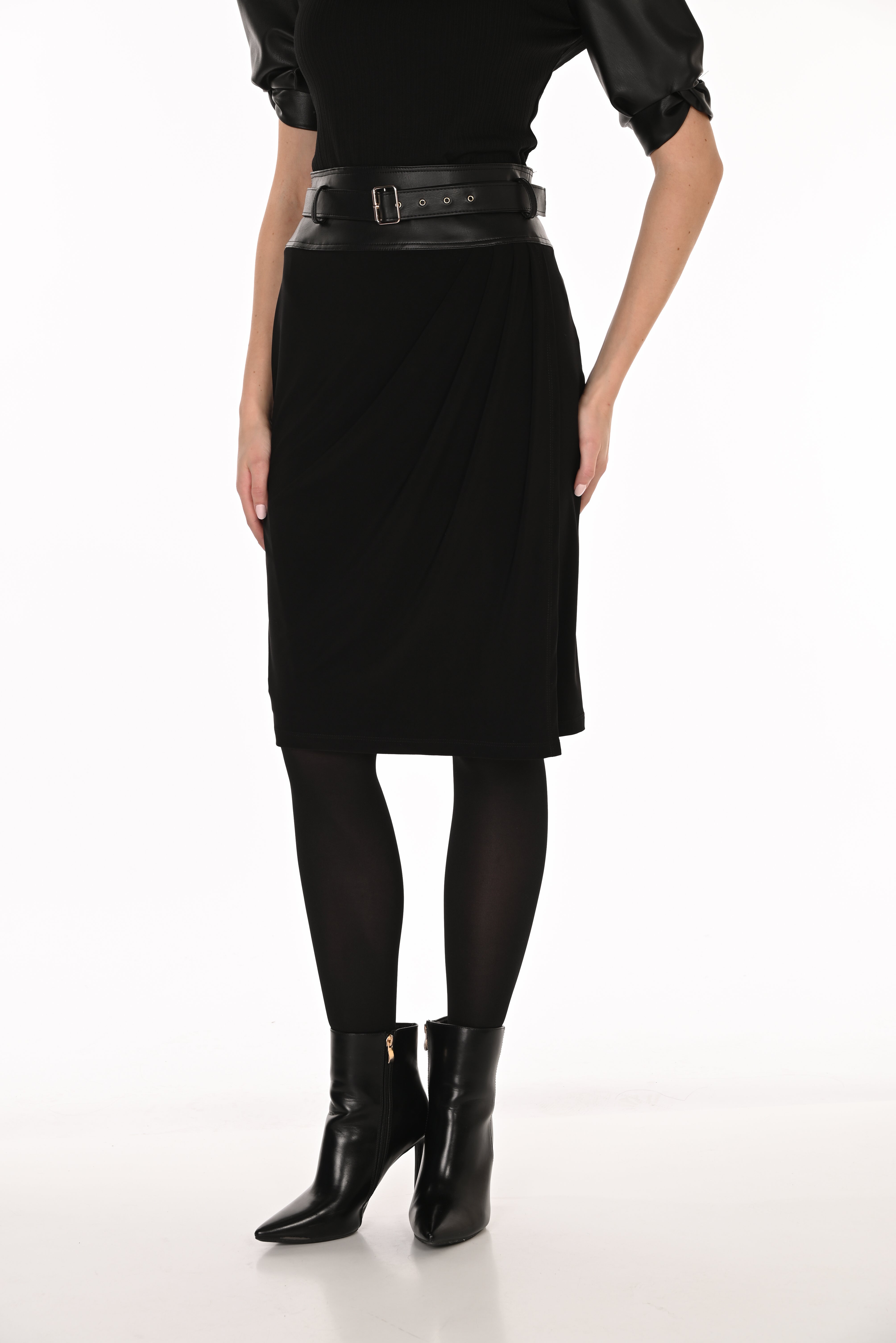 Frank Lyman Knee Length Pencil Skirt - Style 263049
