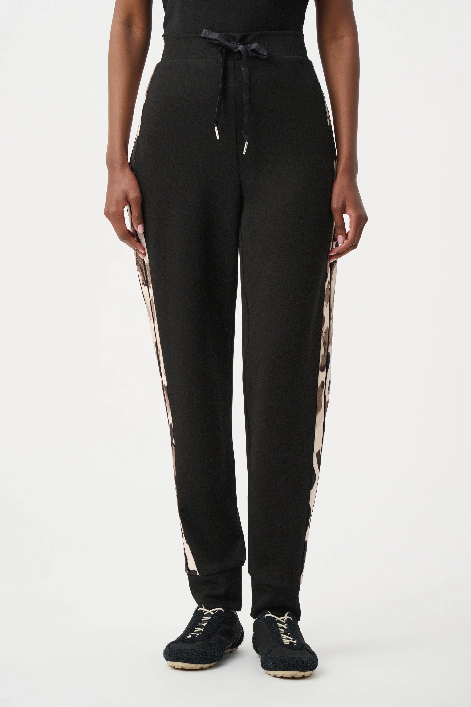 Animal Trimmed Jogger Pant