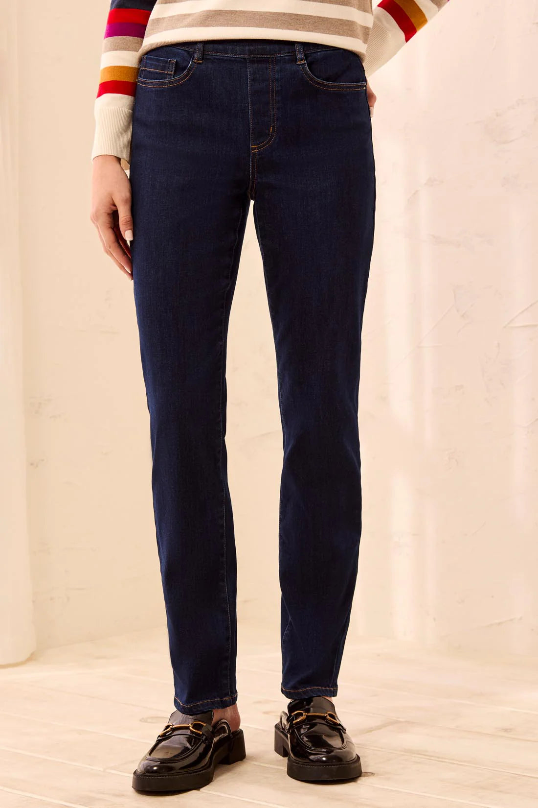 Sophia Curvy Straight Pant