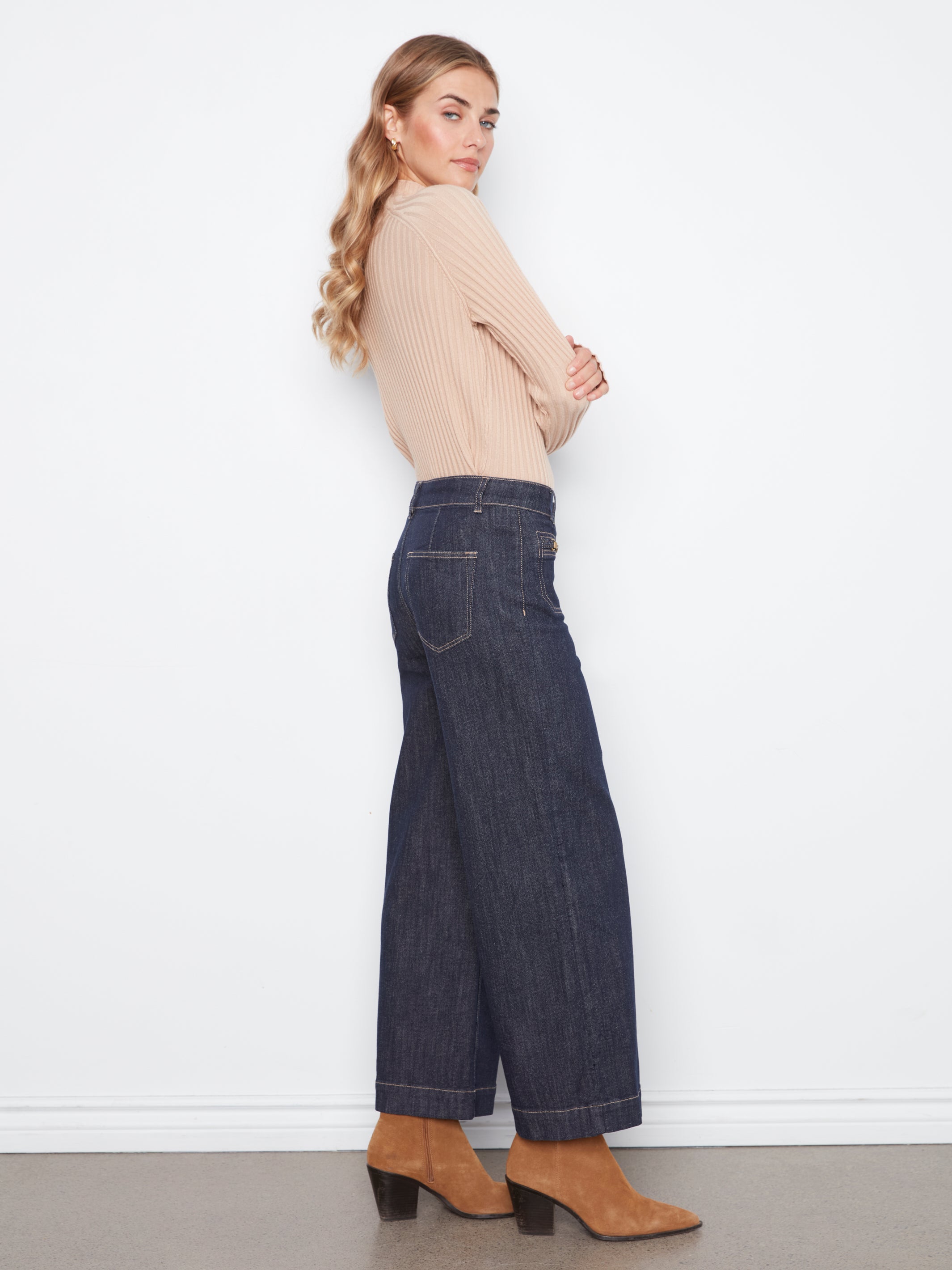 Cropped Patch Pocket Wide Leg Jeans