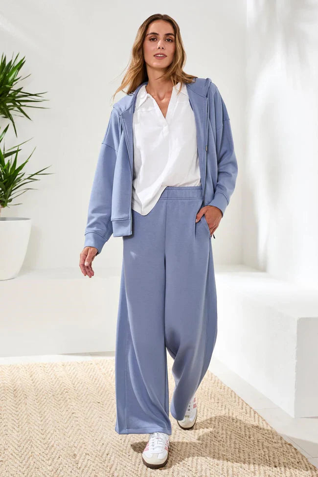 Wide-Leg Straight-Leg Pull-On Pants